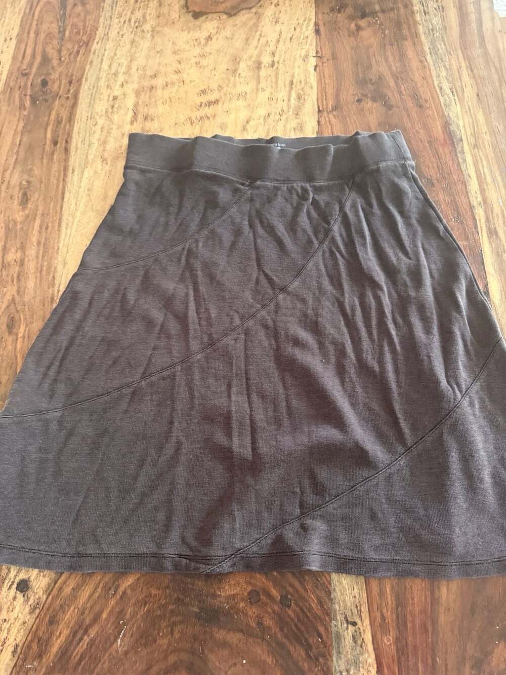 Horny Toad Skirt Size Medium Black Asymmetrical Ruffle Hem Women's